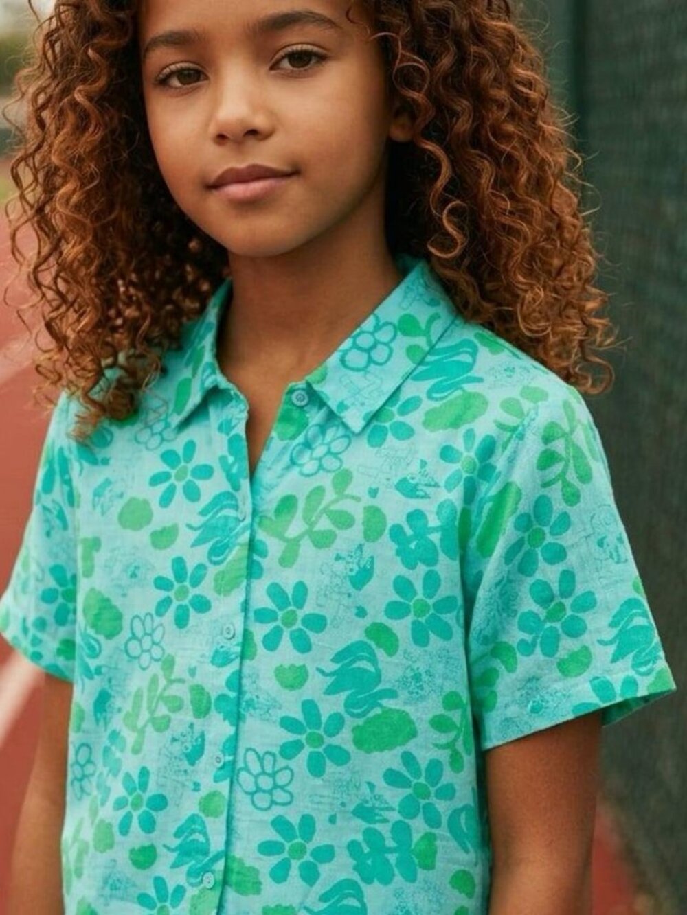 Bluey Floral Print Girls Short Sleeve Button-Down Gauze Shirt Teal/Green - XL